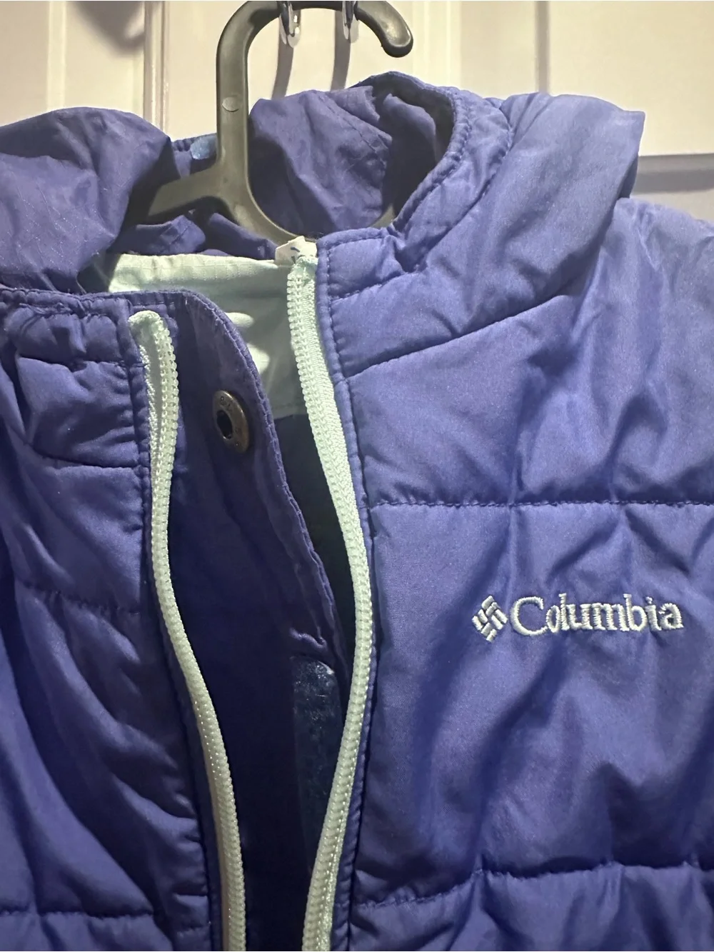 Columbia Girls' reversible Puffer Jacket in Purple - 3T toddler
